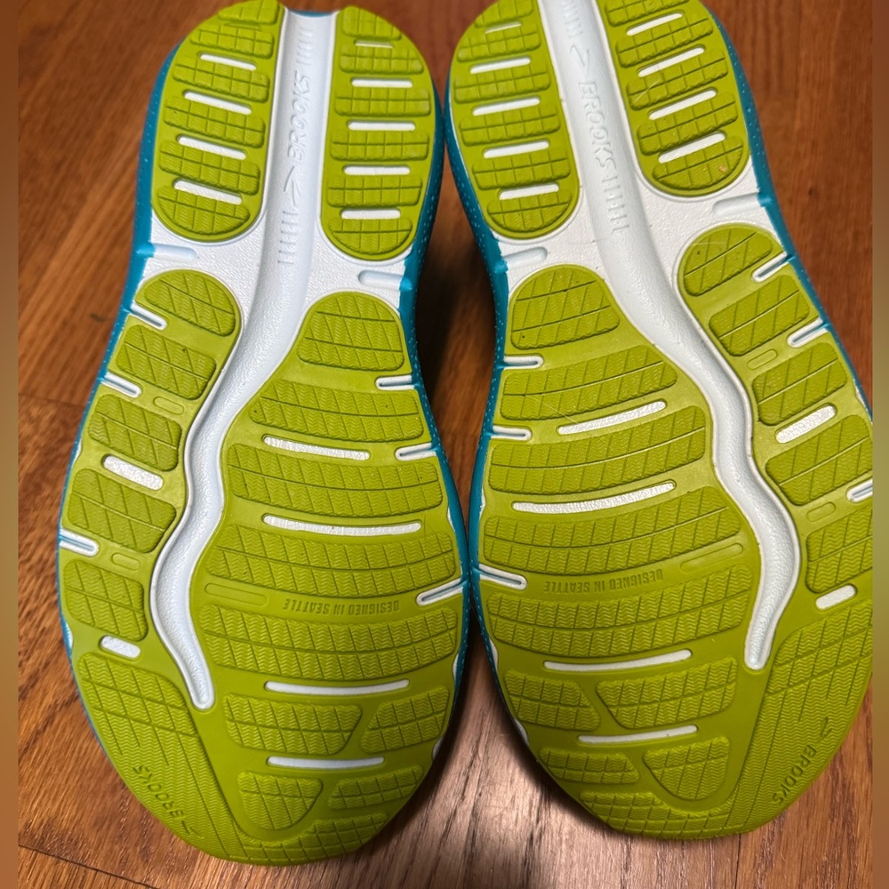Brooks Ghost Max 2 runDisney SS - Picture 7 of 8